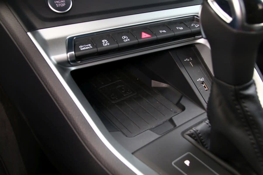 compa-q3-sportback-mini-countryman-18.jpg