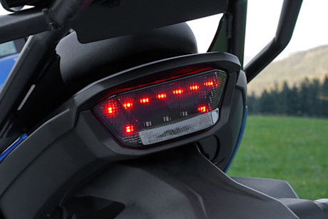 14 suzuki-sv-7gx-2026-ruecklicht