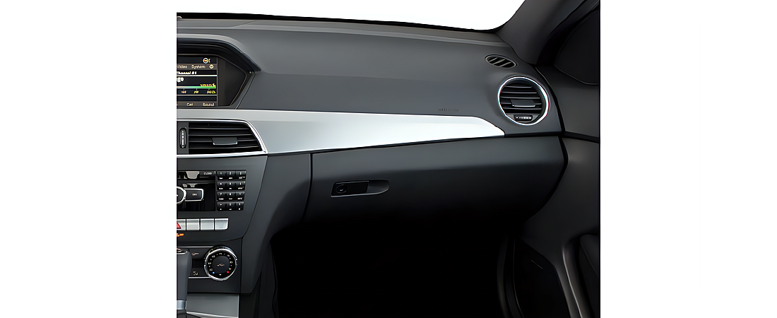Mercedes-Benz C-Class 2012 36