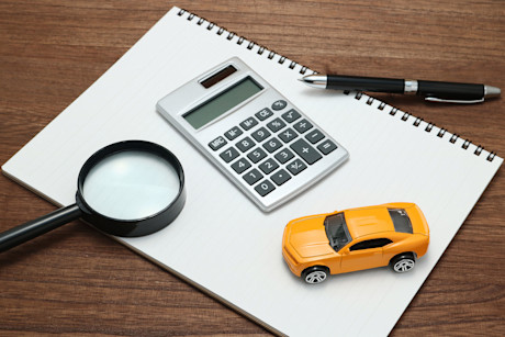 Editorial car shopping search gettyimages 591850812 yattaa
