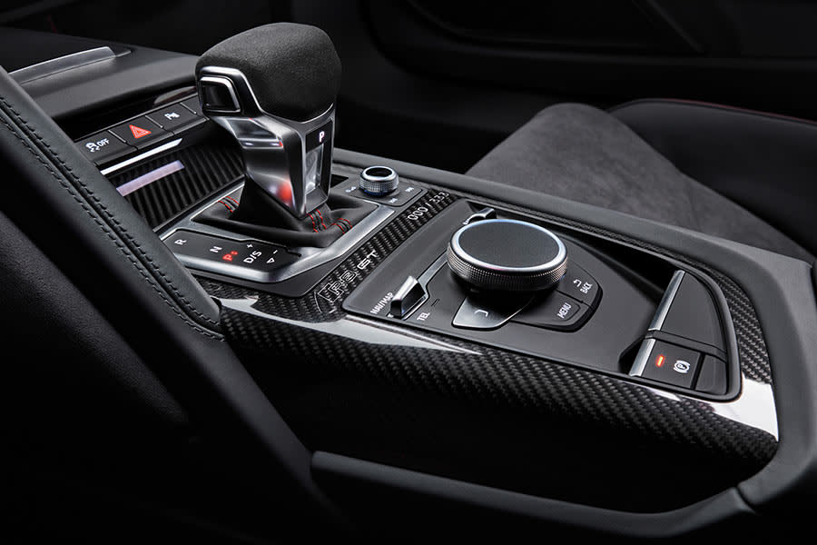 Audi-R8-V10-GT-RWD-2022-autoscout24 (8).jpg