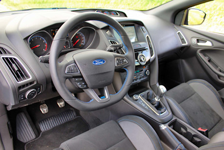 Editorial 2016 ford focus rs pb 14