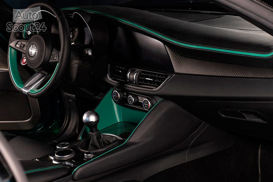Alfa_Romeo-Giulia_SWB_Zagato-2023 (3).jpg