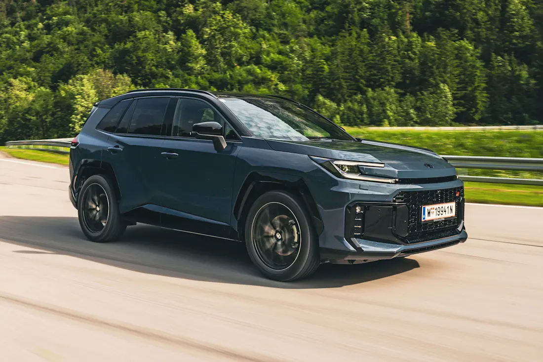 3 toyota-rav4-2026-seitlich