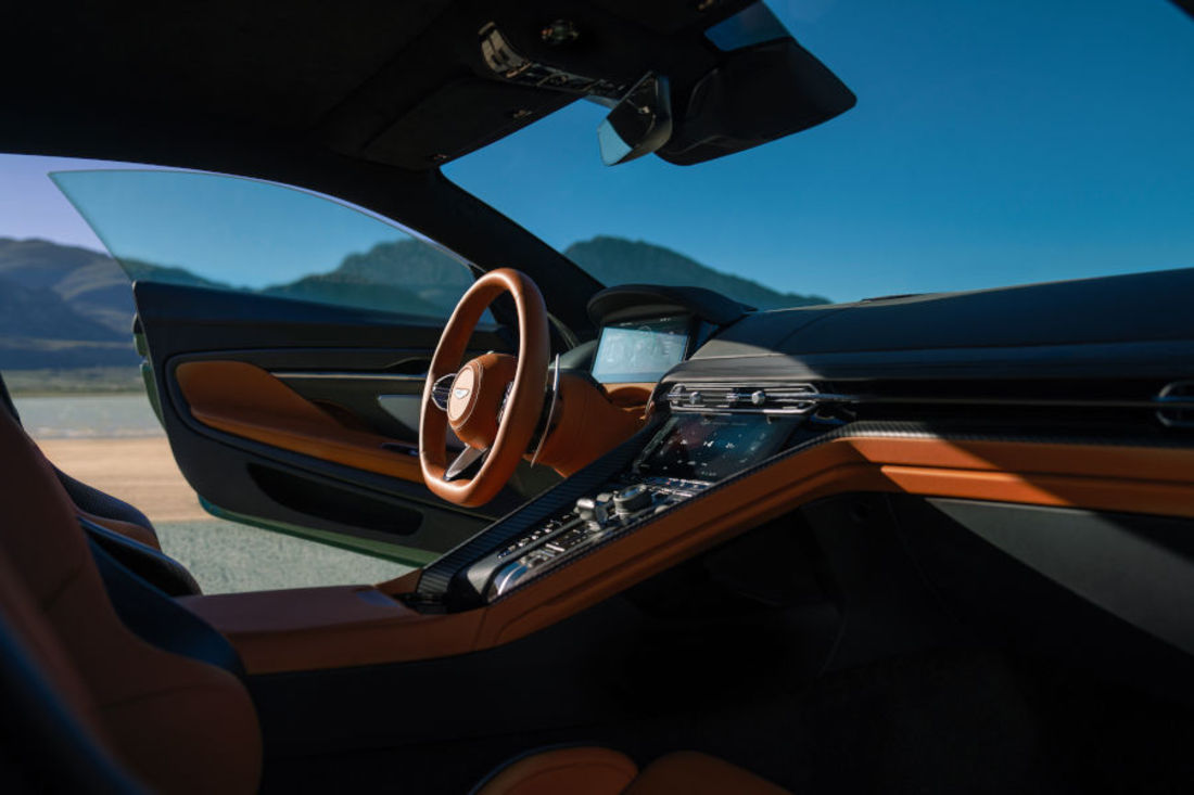 Nuevo-Aston-Martin-DB12-2023 (7).jpg