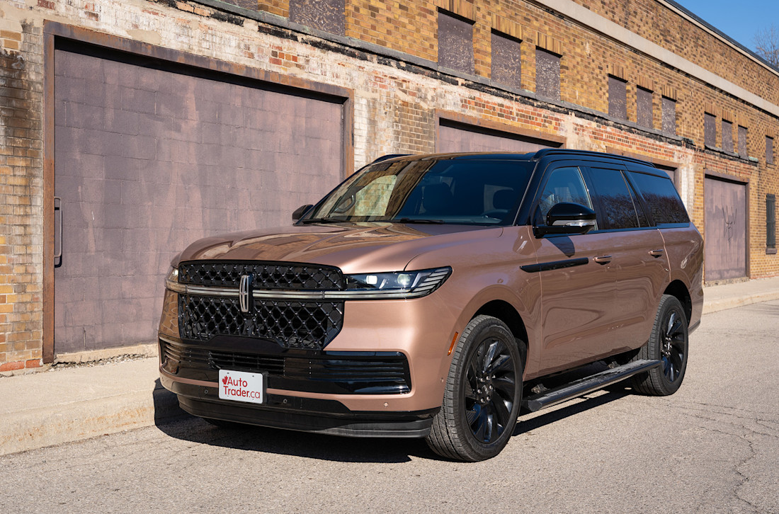 2026 Lincoln Navigator - TD - JW - 260413 - 7.jpg