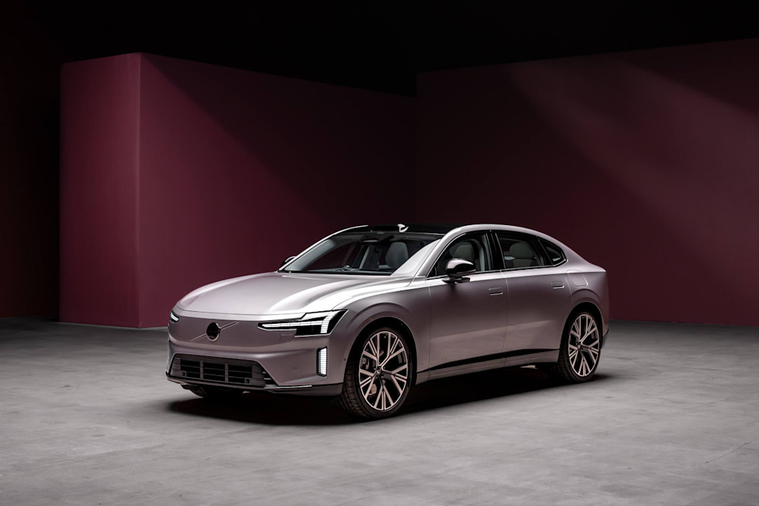 Volvo-ES90-Exterior (3).jpg