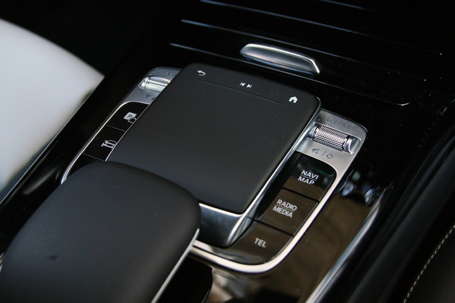 prueba-meredes-cla-200d-15.JPG