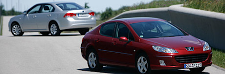 Test comparatif: Peugeot 407 vs. Kia Magentis – Ramasse-miettes