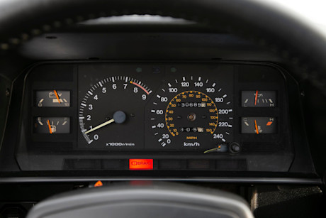 Editorial 1986 toyota mr2 231113 12 jw
