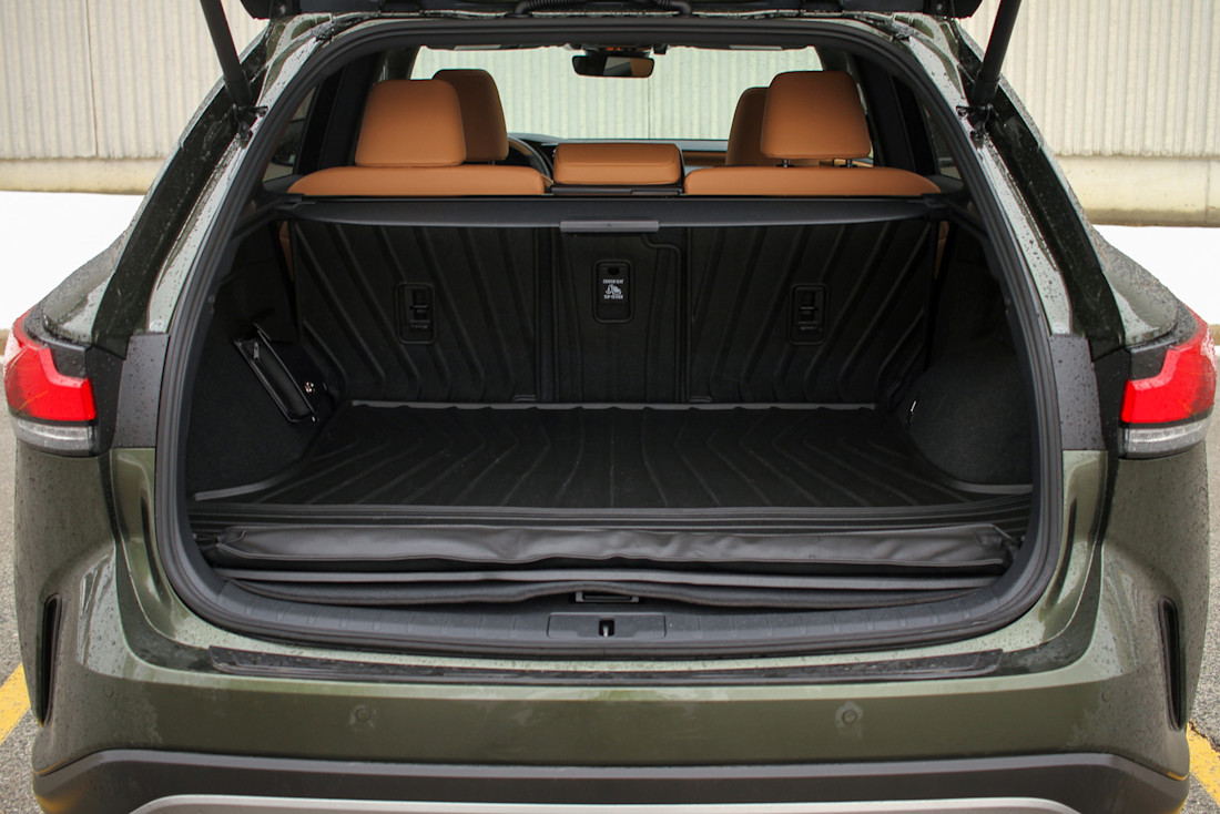 2026 Lexus RX 450h+ - TD - CT - 260302 - 29.jpg
