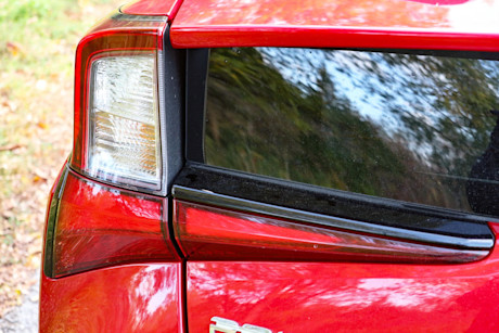 Editorial 2021 toyota prius technology advanced awd e 12 jm