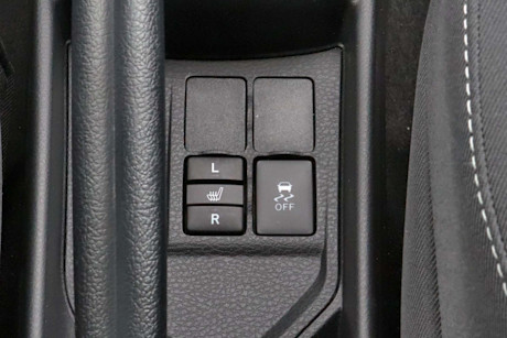 Editorial 2019 toyota yaris hatchback se 5m 27 jm