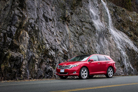 Editorial 2015 toyota venza v6 awd limited bm 02