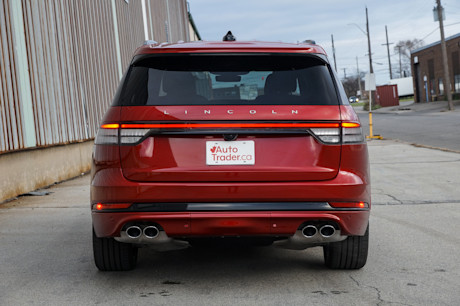 Editorial 2025 lincoln aviator reserve td jv 250127 30