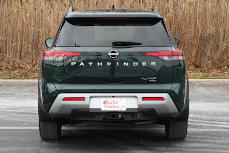 Editorial 2024 nissan pathfinder platinum td 240226 08 jm