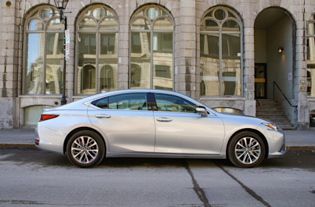 Lexus ES 250 AWD 2022 : essai routier Image