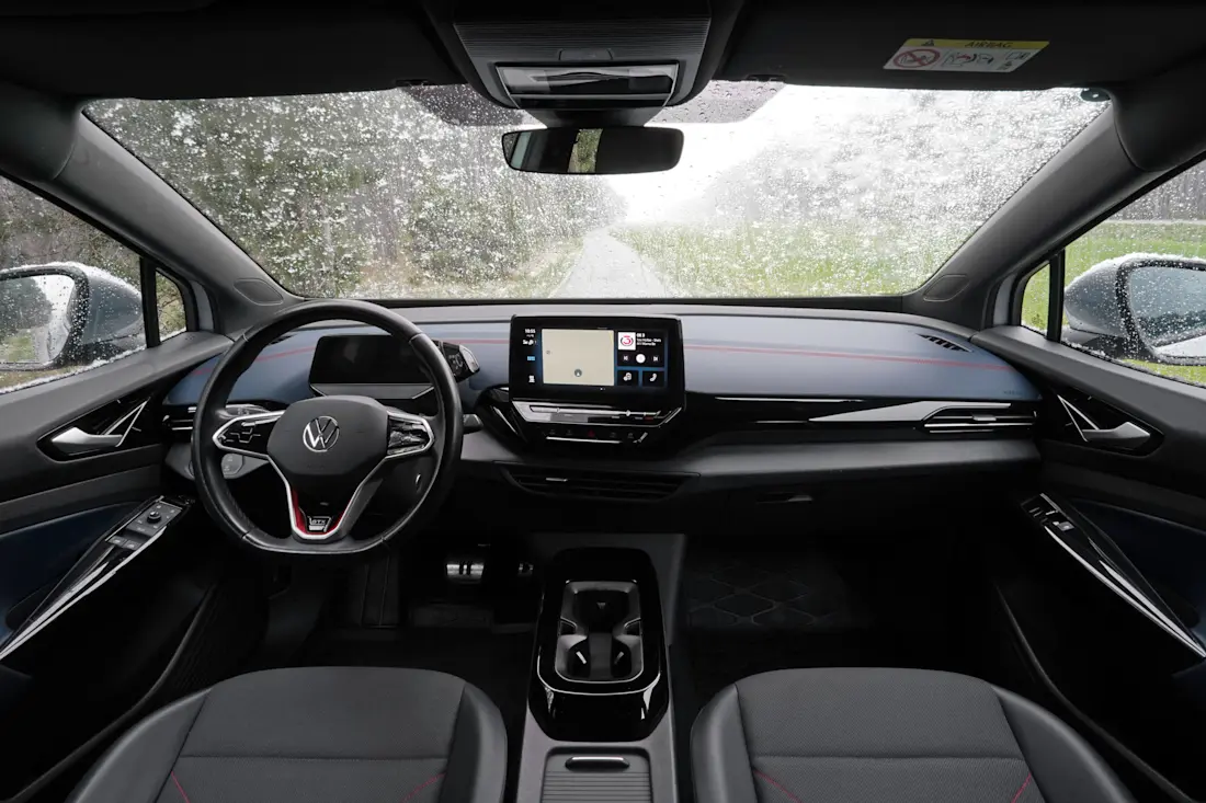 vw-id.4-gtx-4motion-2022_Cockpit