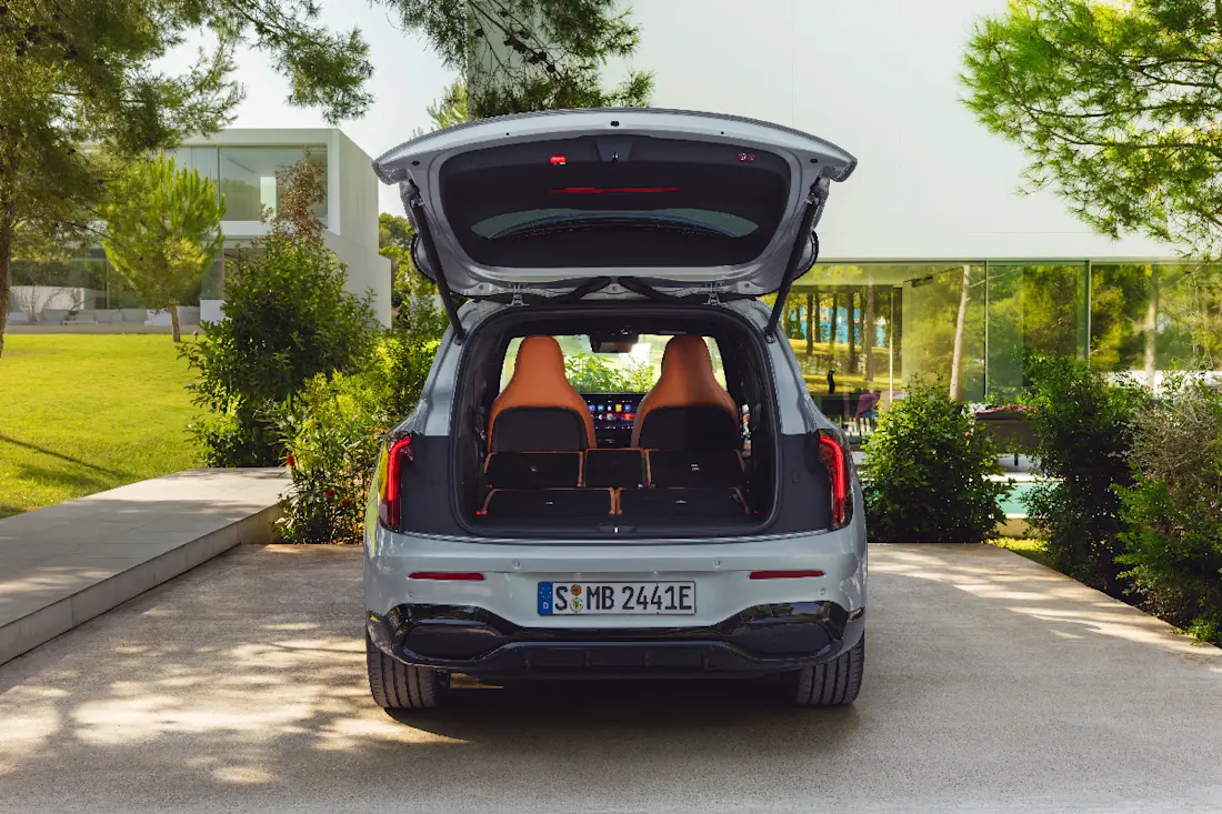 Mercedes-GLB-2026-maletero (2)