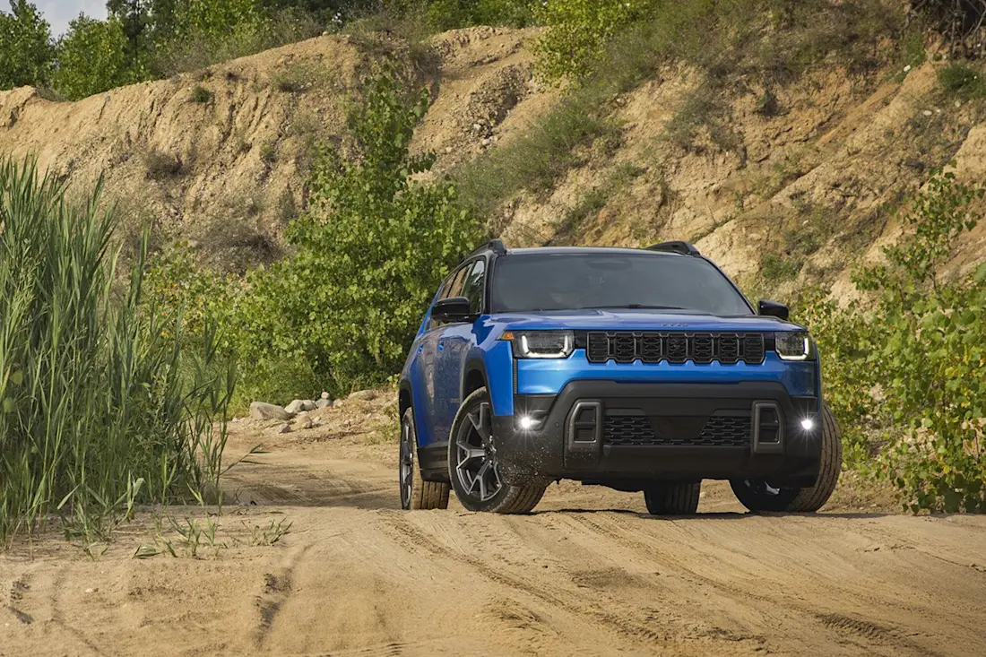 BEBE20250827 Jeep Cherokee 03