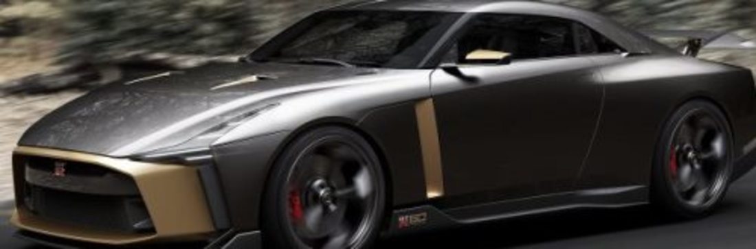 Rapport: Nissan GT-R50 by Italdesign – Une voiture pour deux anniversaires