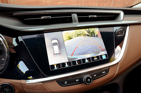 Buick Encore GX 2020 : essai routier Body Image