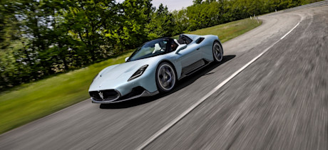 Maserati MC20 Cielo (2022) banner
