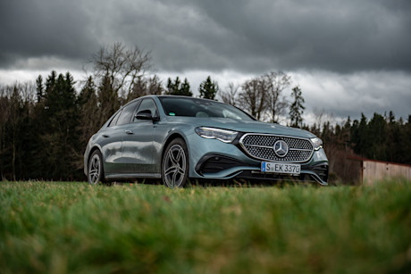 mercedes-e-220d-2024-titelbild