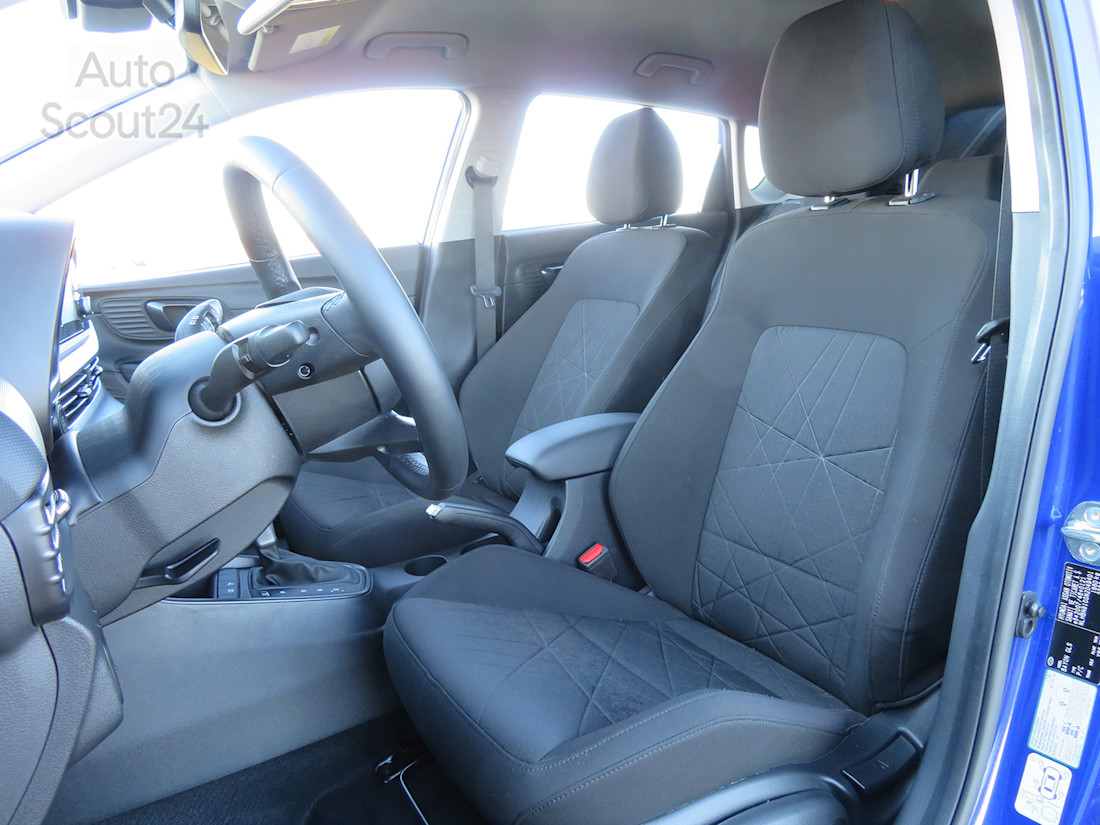 18_hyundai_bayon.JPG