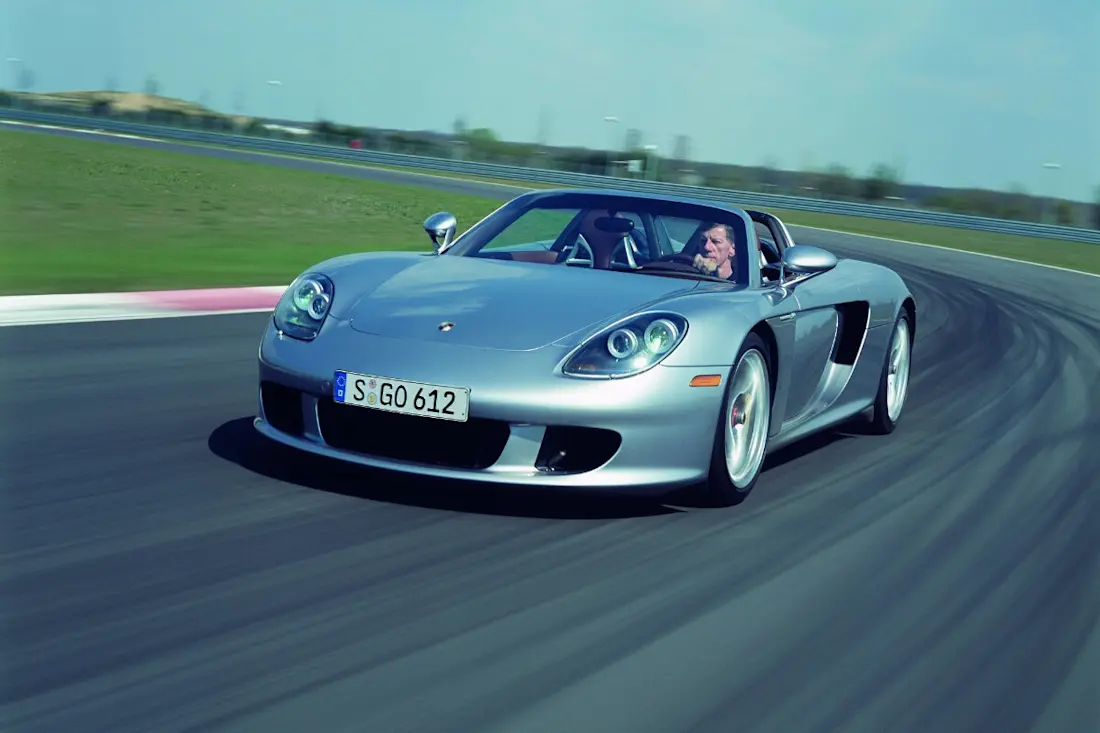 Porsche-Carrera GT-2004