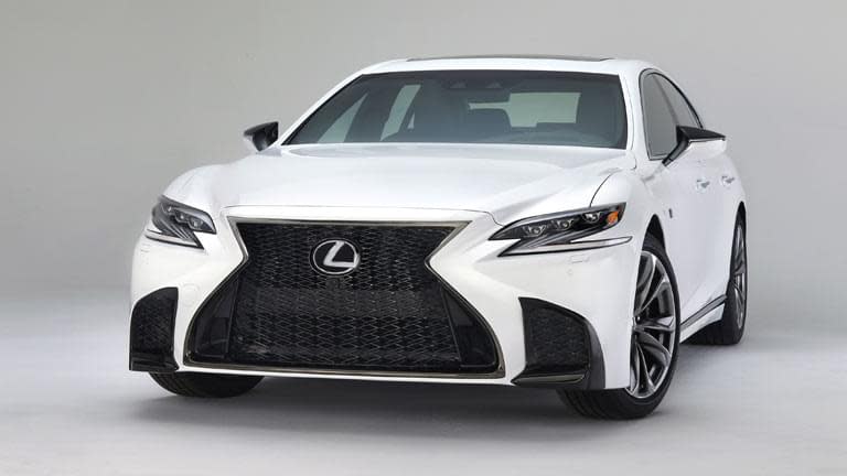 Lexus Seria IS din fata