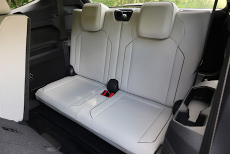 Editorial 2024 volkswagen tiguan highline td jm 240704 19