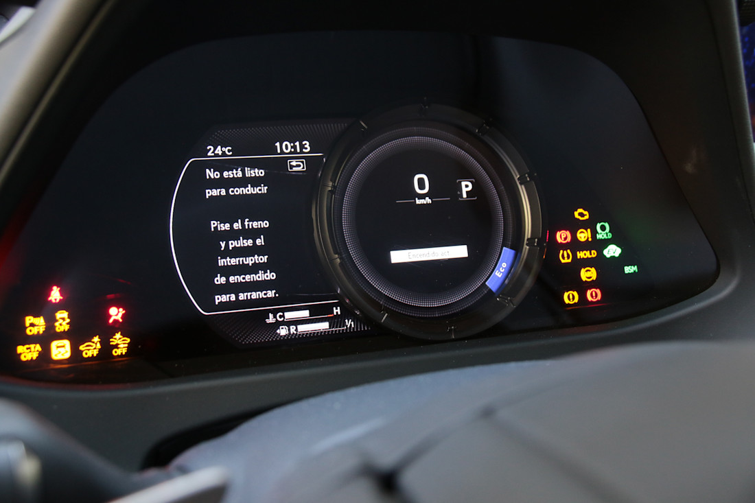 lexus-ux250h (11).JPG