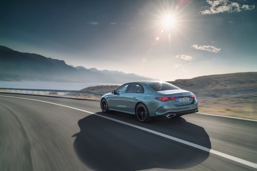 mercedes-clase-e-2024.motores.jpg