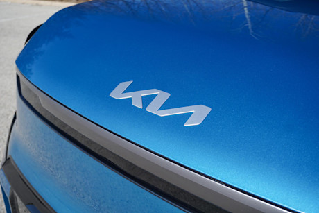 Editorial 2024 kia ev9 land gt line awd td 240417 09 di