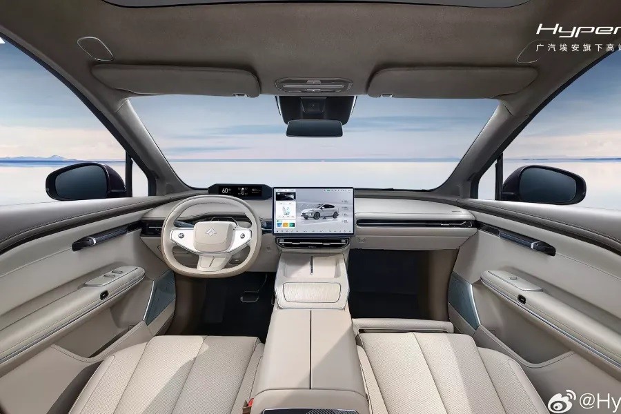 GAC-Aion-Hyper-HT-14-plagio-tesla-model-x (4).jpg