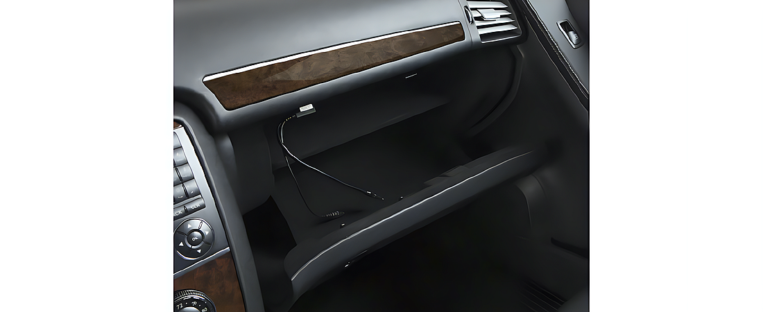 Mercedes-Benz R-Class 2013 32