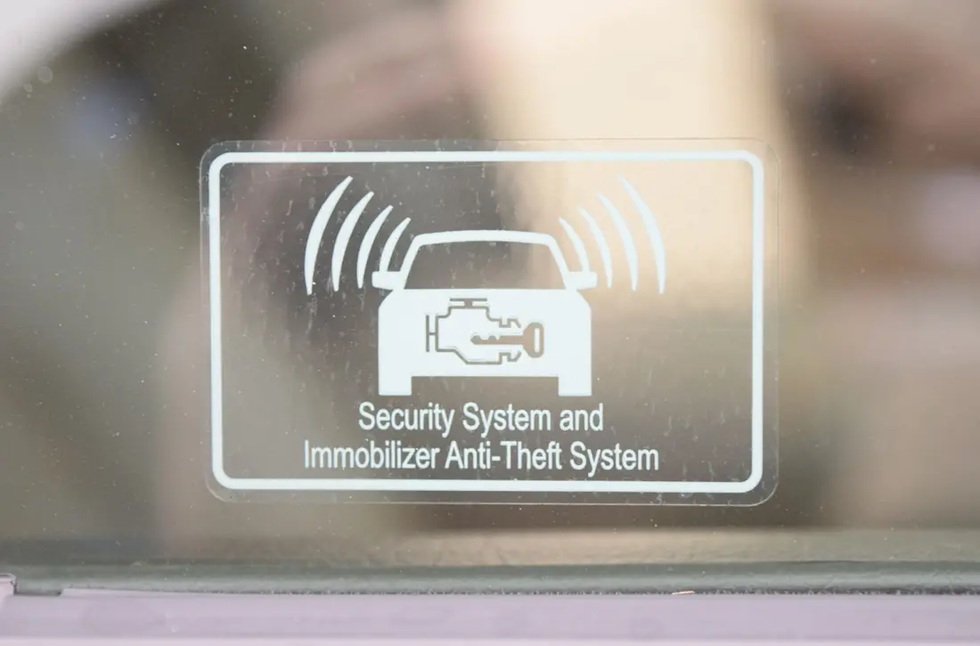 ADV-72 - auto alarm