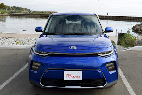 Editorial 2020 kia soul ev limited 01 sha