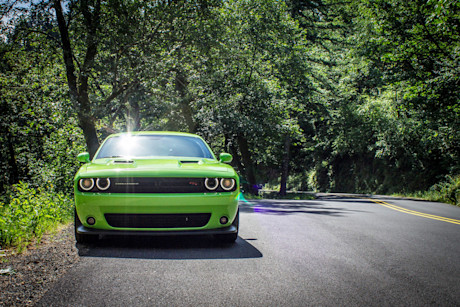 Editorial 06 bm 2015 dodge challenger