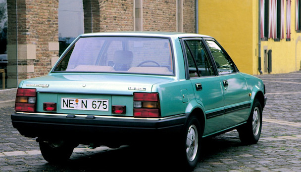 Nissan Stanza