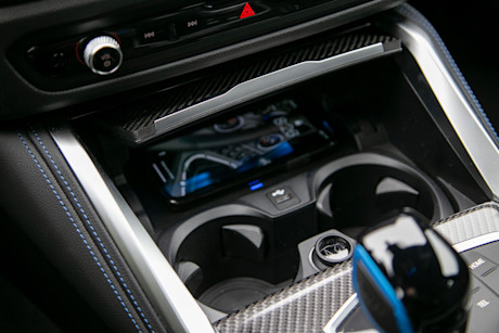Editorial 2022 bmw i4 m50 xdrive 26 jw