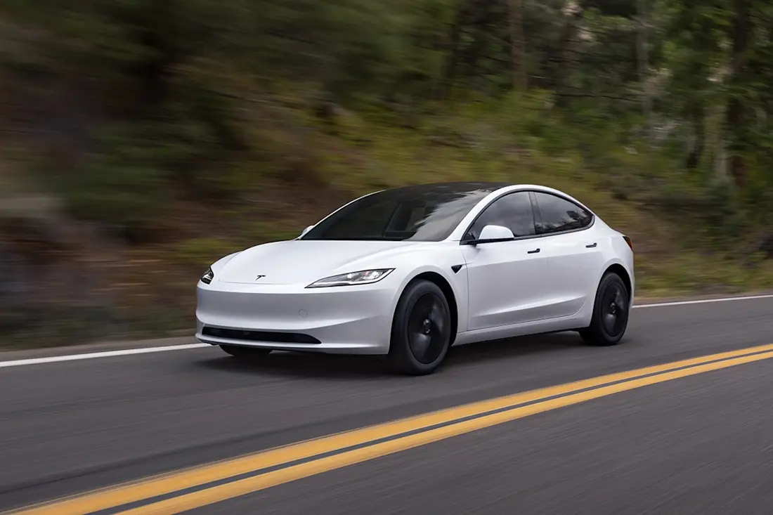 BEBE20251016 Tesla 02
