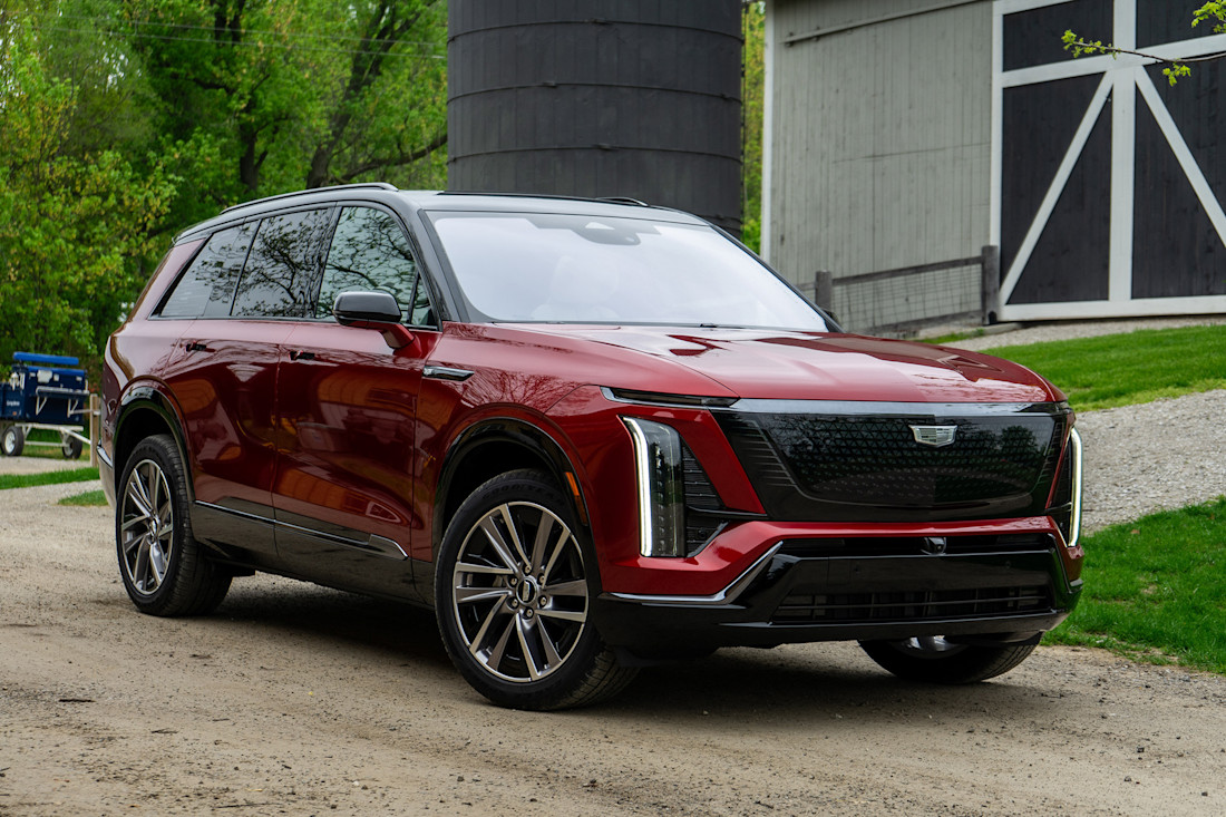 Editorial 2026 cadillac vistiq fd kd 250516 3