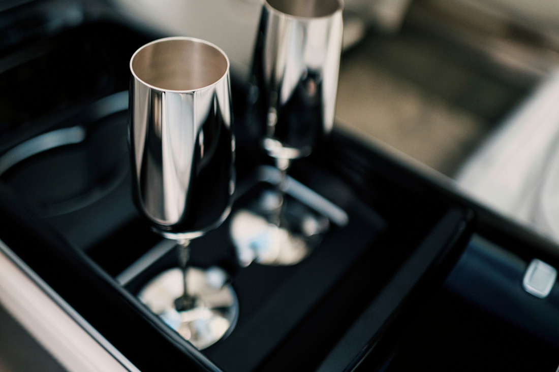 Mercedes-Maybach-2024 (2).jpg