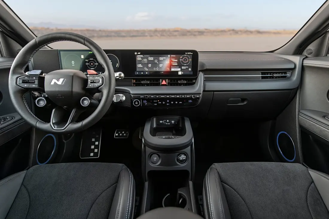 hyundai-ioniq-5-n-cockpit hyundai-ioniq-5-n-cockpit