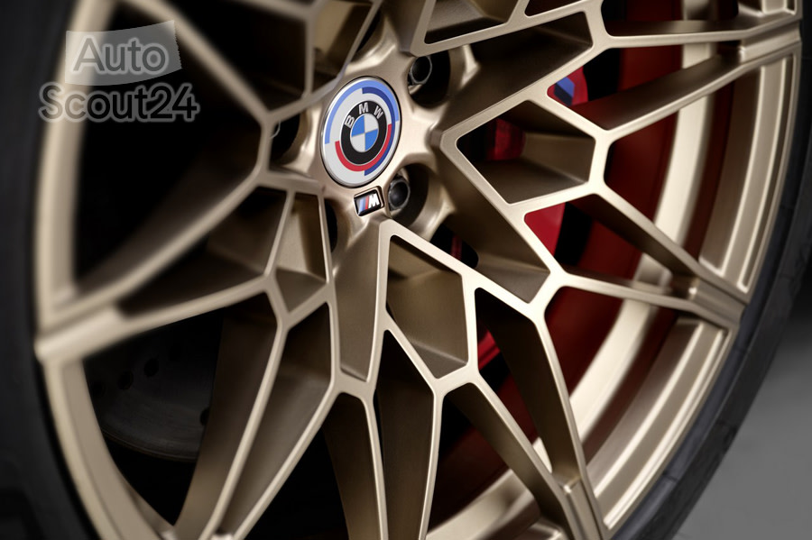 bmw-m4-coupe-edition-50-jahre-bmw-m-13.jpg