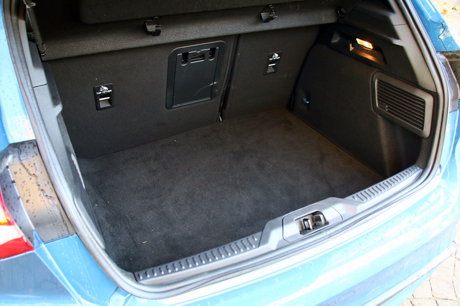 ford-focus-st-08.JPG