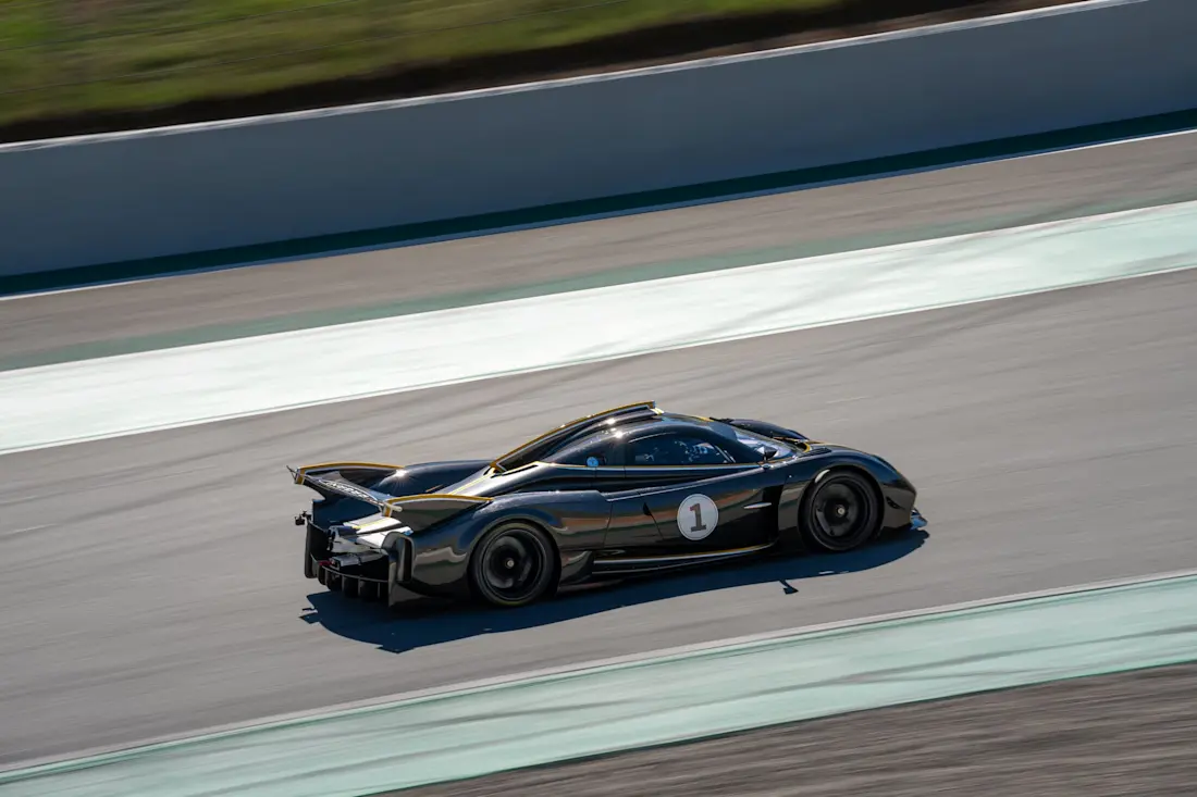 huayra-r-2