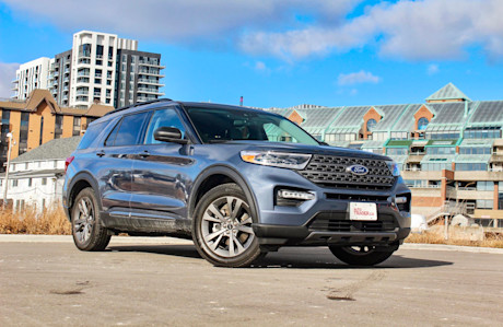 Editorial 2021 ford explorer xlt 03 pb